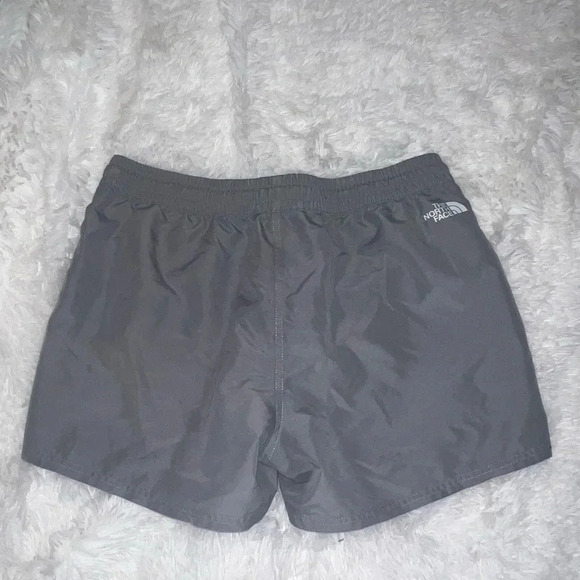 The North Face Hiking Short Women’s size Large Gray - Picture 4 of 4